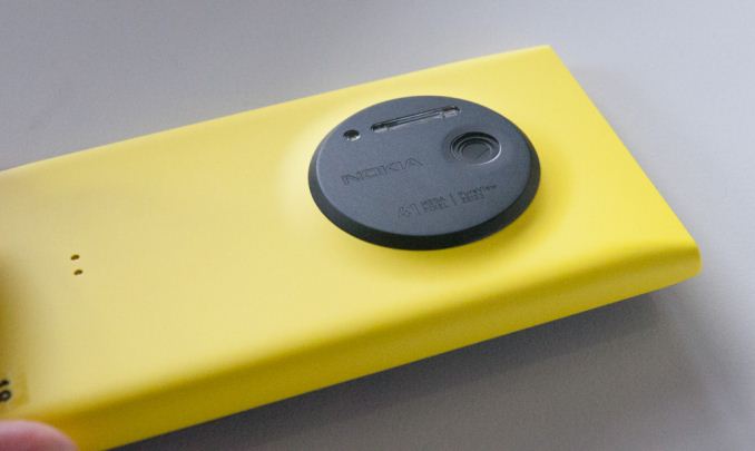 Nokia Lumia 1020 is now out with 41MP camera and unique zoom.
