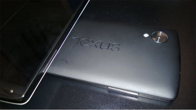 Nexus 5 grabs the attention with high-resolution photo