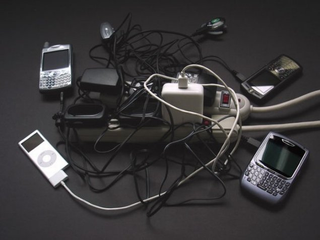 many cell phone chargers