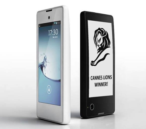 YotaPhone arrives with E Ink screen on the back and LCD display on the front panel
